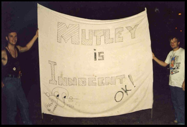 640x432 pixels (80K)